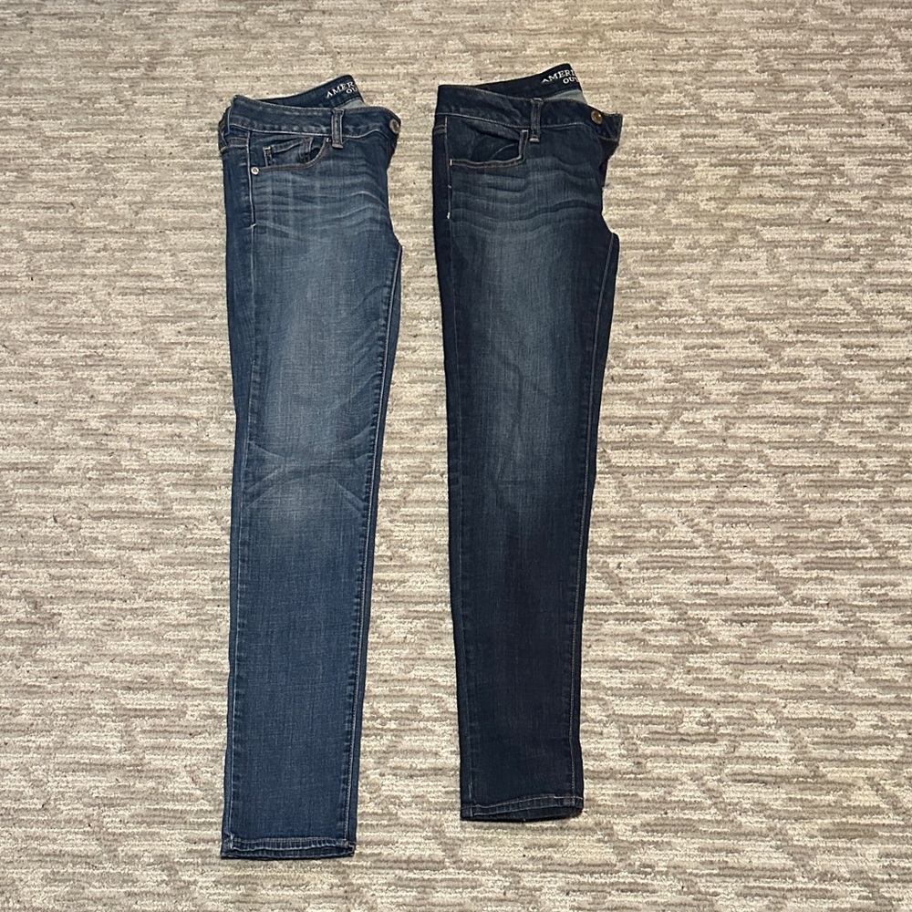 American Eagle Bundle Of Women's Skinny Jeans in Blue and Dark Blue